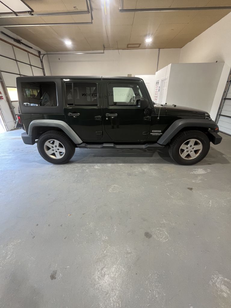 jeep wrangler unlimited 2011 1J4HA3H18BL511773 image jeep wrangler unlimited 2011 1J4HA3H18BL511773 image